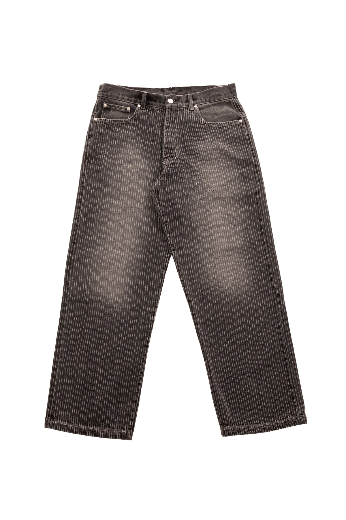 Blugi Axis Denim gri, wide fit, cu tighele verticale albe și fading subtil pe partea frontală.
